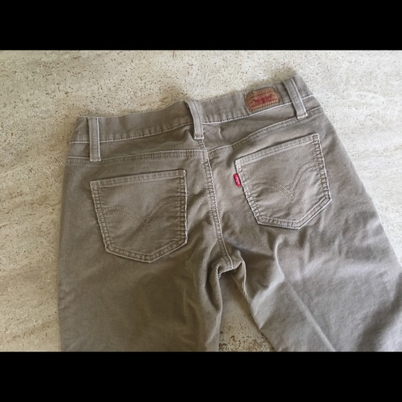 💙Levi’s Corduroy Jeans💙 - Picture 2 of 6